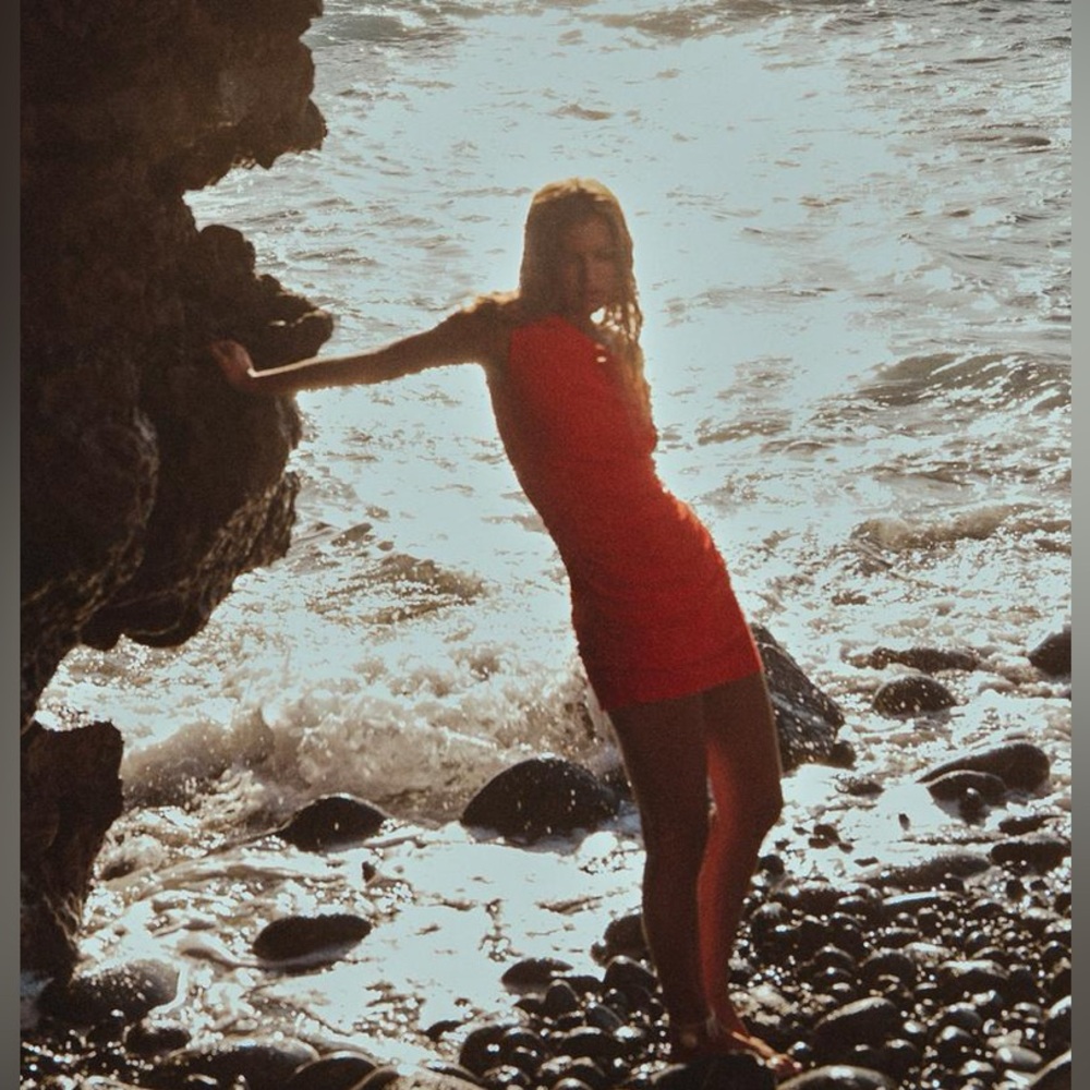 Assymetric minidress in red